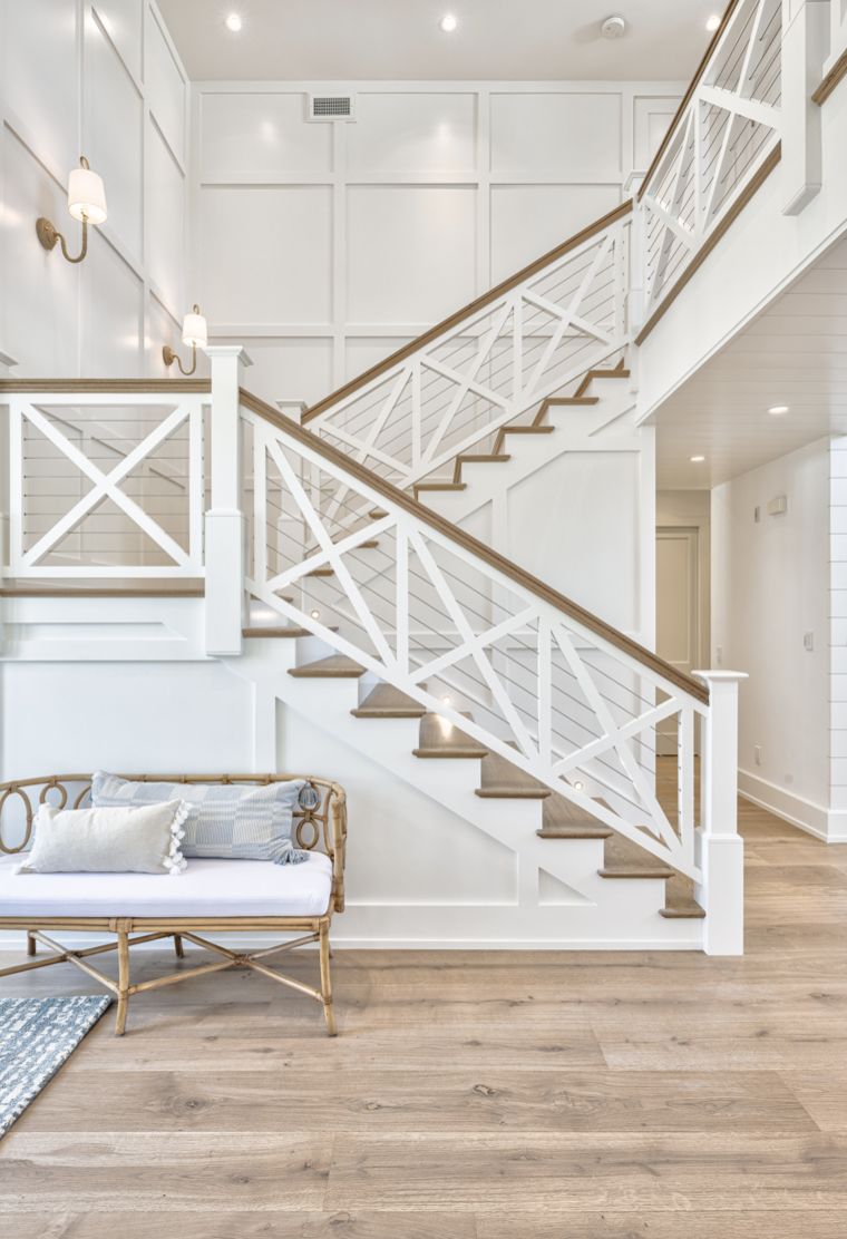 Stair with crossed balusters